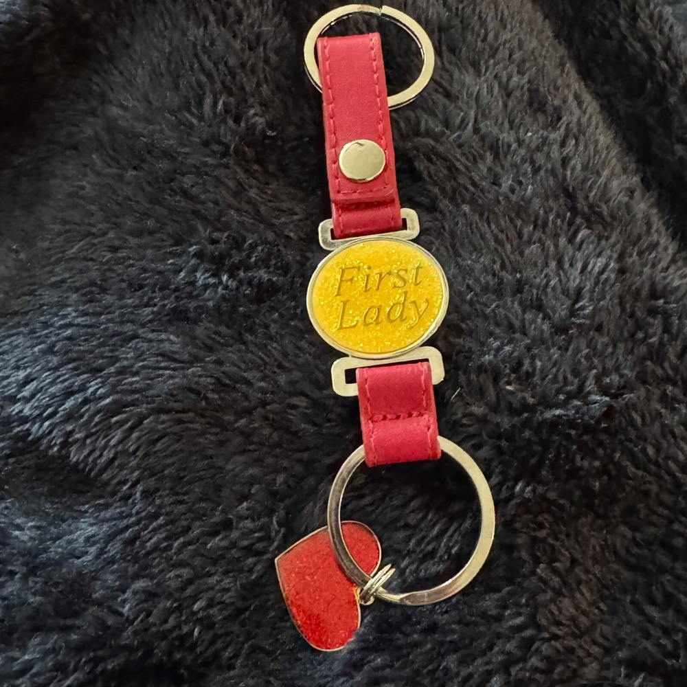 The Nixon Library First Lady Keychain Key Ring Red Leather‎ Heart